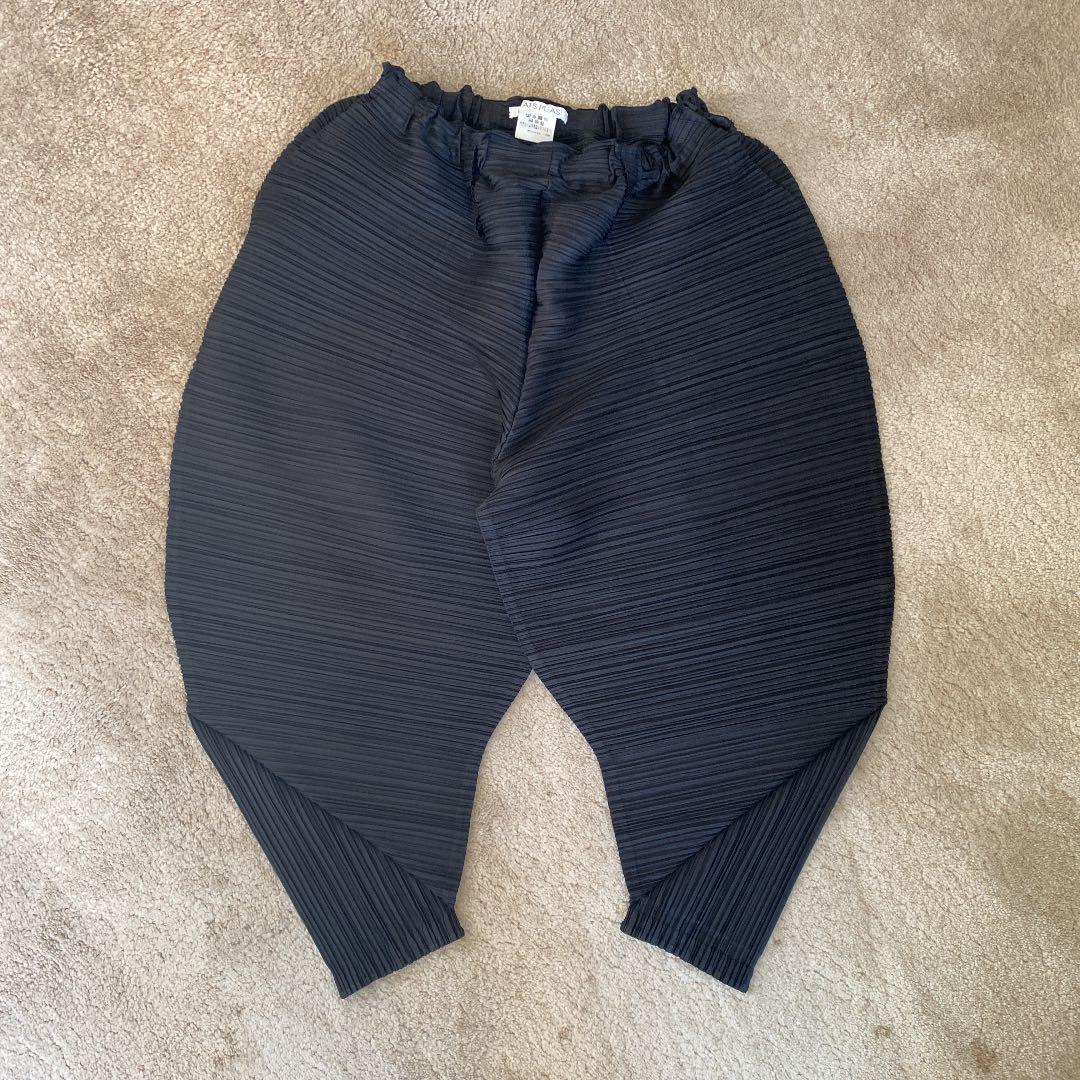 プリーツプリーズ　パンツ　3 その他